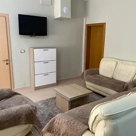 Cozy Guesthome 3* Korce