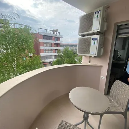 Cozy Guesthome Lejlighedshotel 3*