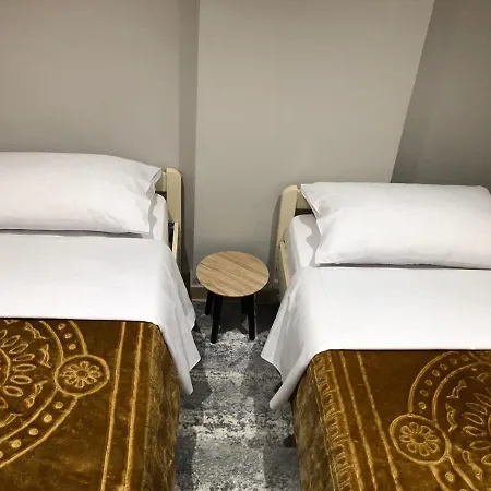 Cozy Guesthome 3* Korce
