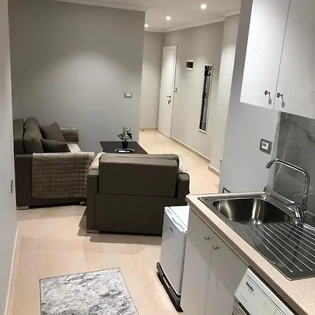 Cozy Guesthome Lejlighedshotel 3*