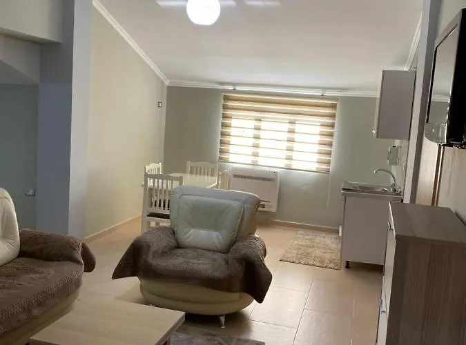 Cozy Guesthome 公寓式酒店 科尔察